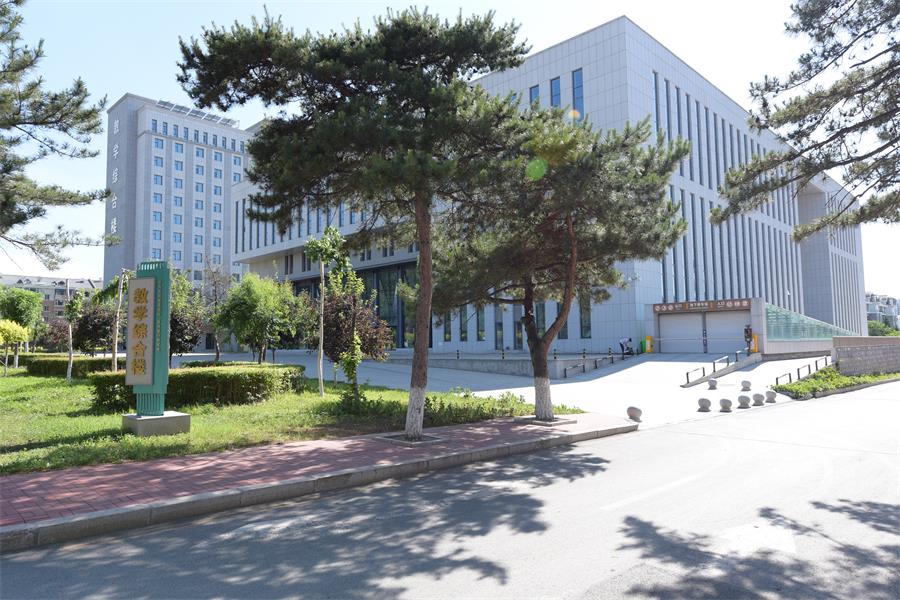 君子蘭、三吉林省中共吉林省委黨校教學(xué)綜合樓項(xiàng)目.JPG